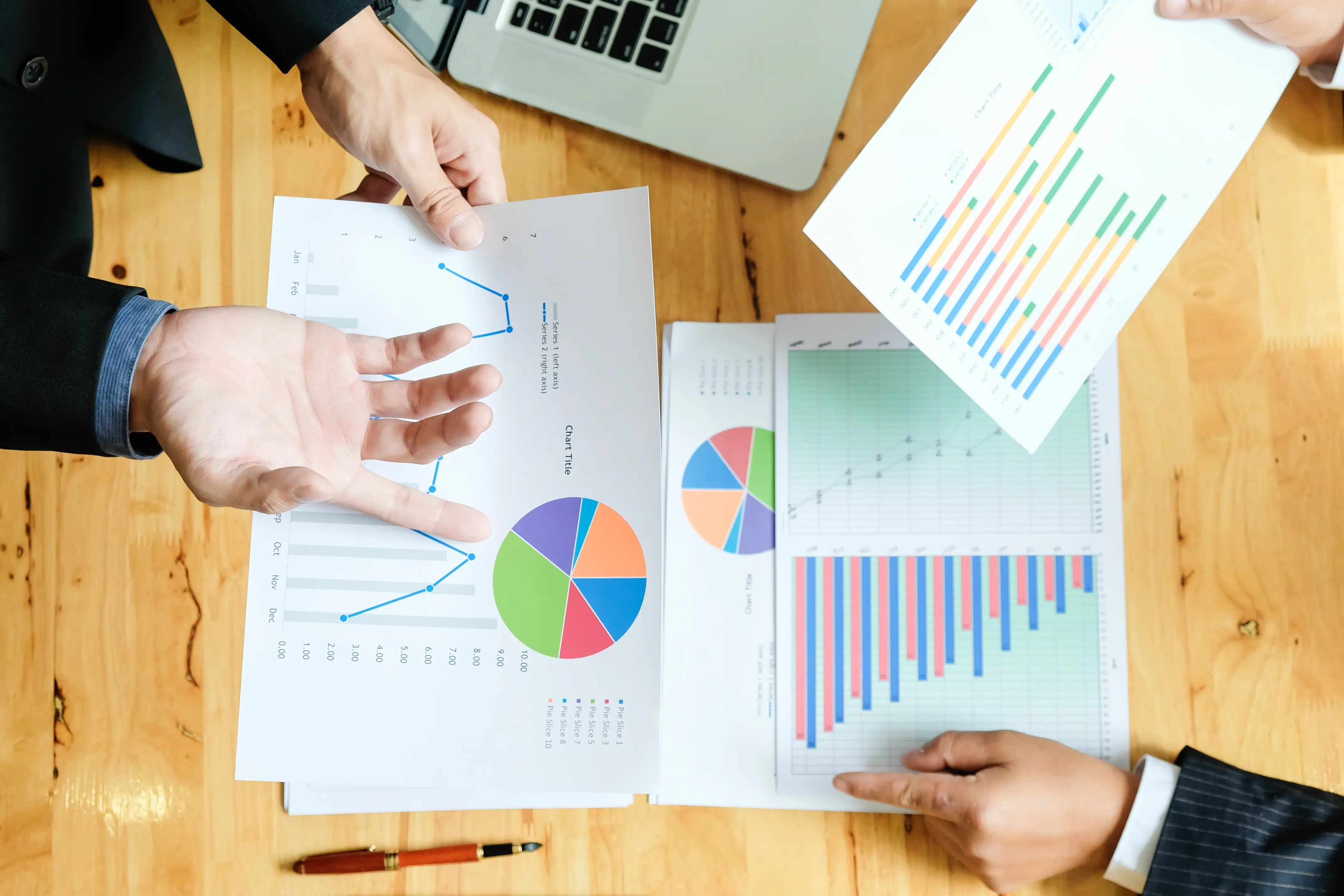 Many organisations report that translating data into impactful decisions remains a capability challenge(i)